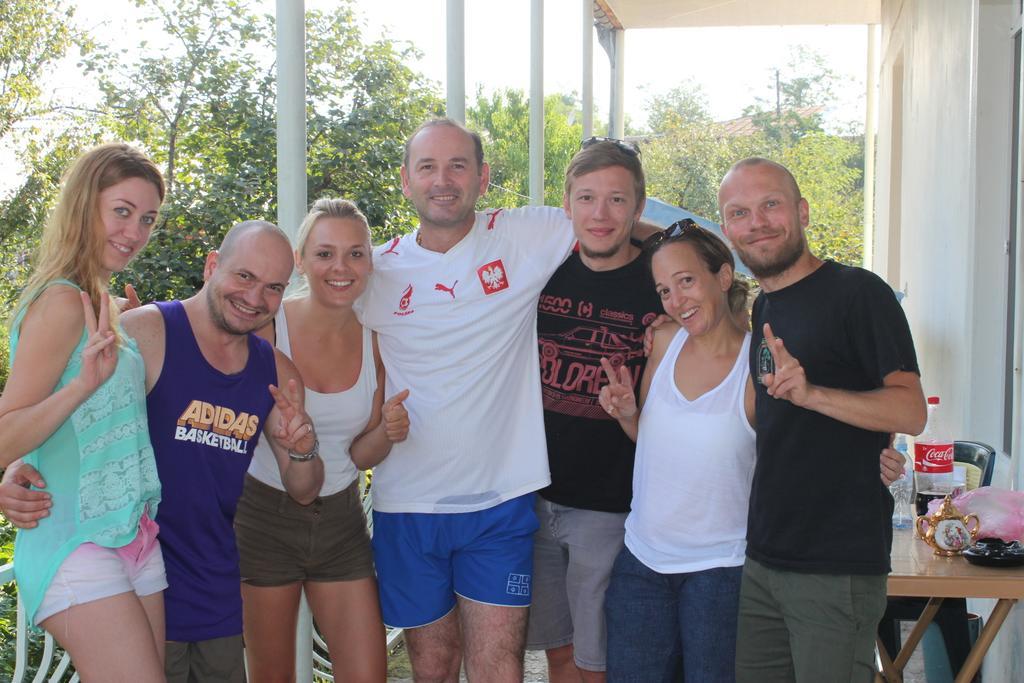 Giorgi'S Homestay Kutaisi Exteriör bild