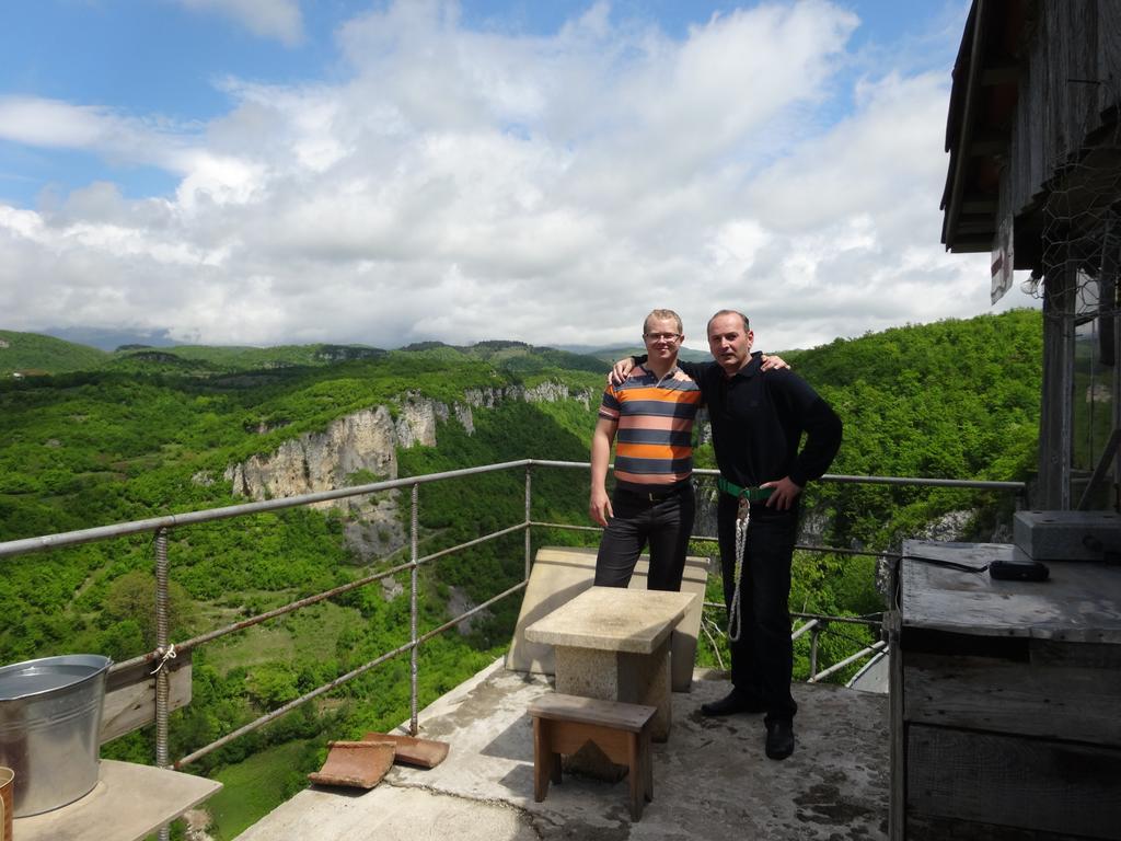 Giorgi'S Homestay Kutaisi Exteriör bild