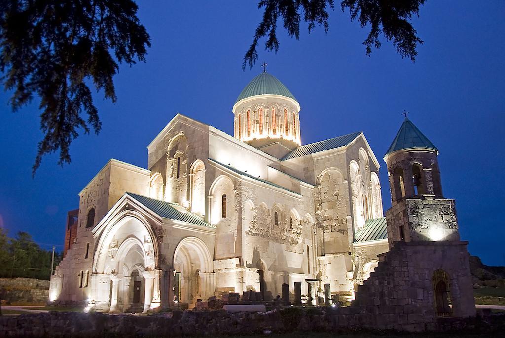 Giorgi'S Homestay Kutaisi Exteriör bild