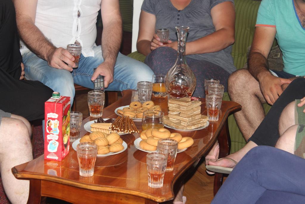 Giorgi'S Homestay Kutaisi Exteriör bild