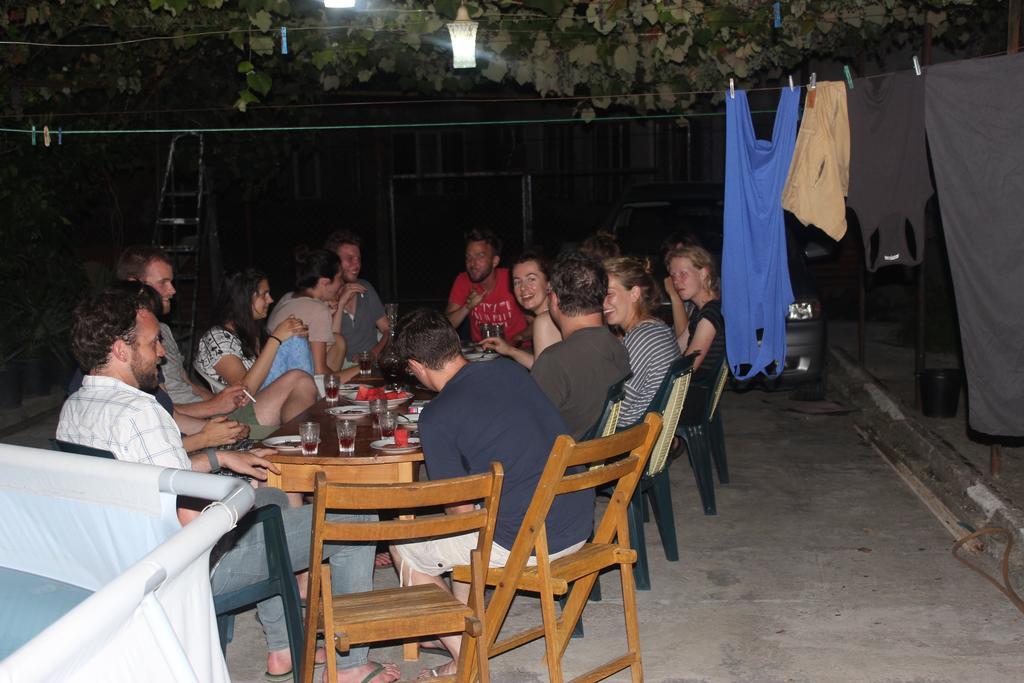Giorgi'S Homestay Kutaisi Exteriör bild