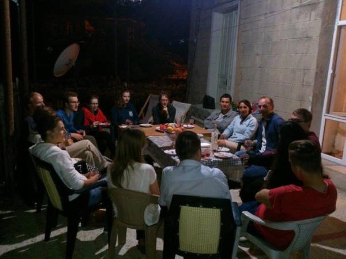 Giorgi'S Homestay Kutaisi Exteriör bild