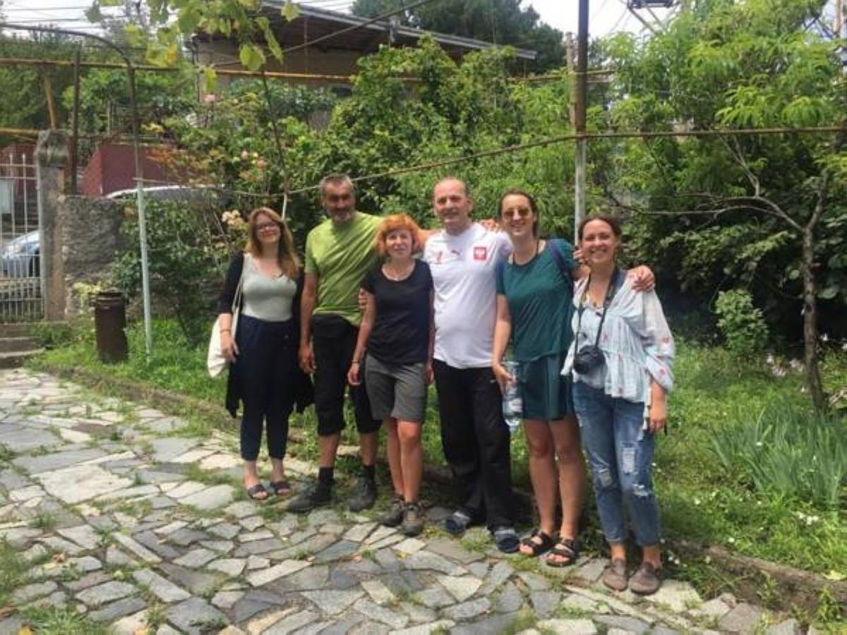Giorgi'S Homestay Kutaisi Exteriör bild